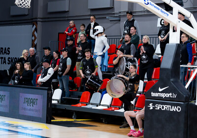 LBUK: VALMIERA GLASS VIA : VEF Rīga