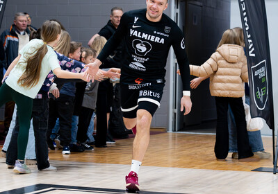 LBUK: VALMIERA GLASS VIA : VEF Rīga