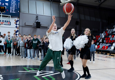 LBUK: VALMIERA GLASS VIA : VEF Rīga