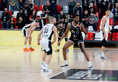 LBUK: VALMIERA GLASS VIA : VEF Rīga