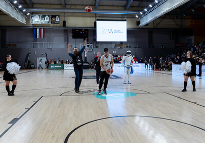 LBUK: VALMIERA GLASS VIA : VEF Rīga