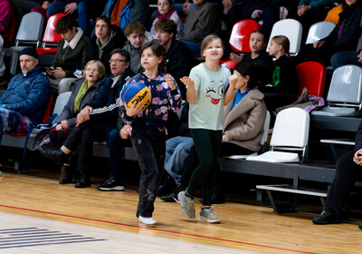 LBUK: VALMIERA GLASS VIA : VEF Rīga