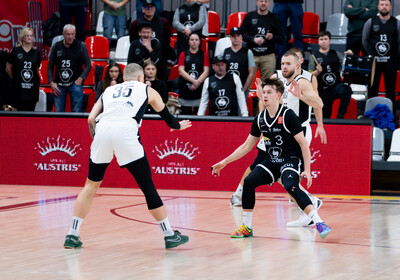 LBUK: VALMIERA GLASS VIA : VEF Rīga