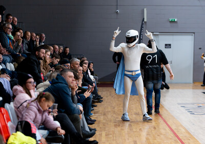 LBUK: VALMIERA GLASS VIA : VEF Rīga