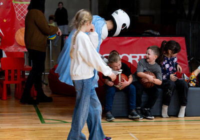 LBUK: VALMIERA GLASS VIA : VEF Rīga