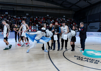 LBUK: VALMIERA GLASS VIA : VEF Rīga