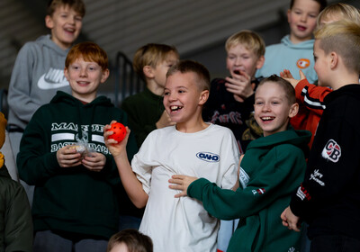 LBUK: VALMIERA GLASS VIA : VEF Rīga