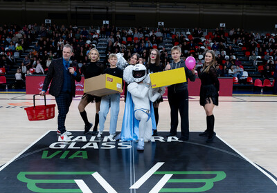 LBUK: VALMIERA GLASS VIA : VEF Rīga