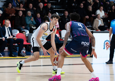 ENBL: VALMIERA GLASS VIA : Bristol Flyers