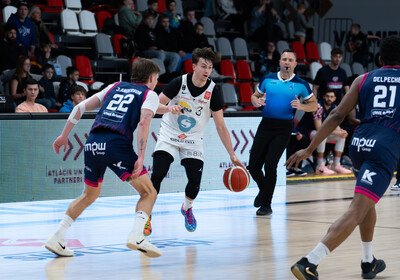 ENBL: VALMIERA GLASS VIA : Bristol Flyers