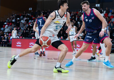 ENBL: VALMIERA GLASS VIA : Bristol Flyers