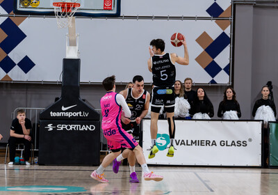 LBUK Pusfināls, VALMIERA GLASS VIA : Rīgas Zeļļi