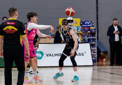 LBUK Pusfināls, VALMIERA GLASS VIA : Rīgas Zeļļi