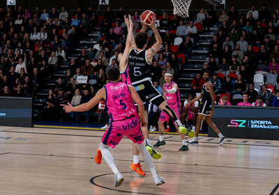 LBUK Pusfināls, VALMIERA GLASS VIA : Rīgas Zeļļi