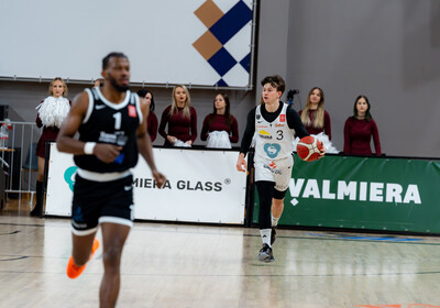 LAT-EST: VALMIERA GLASS VIA : Transcom Parnu