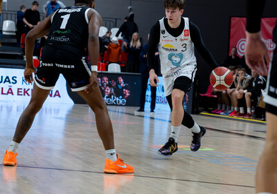 LAT-EST: VALMIERA GLASS VIA : Transcom Parnu