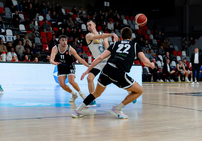 LAT-EST: VALMIERA GLASS VIA : Transcom Parnu