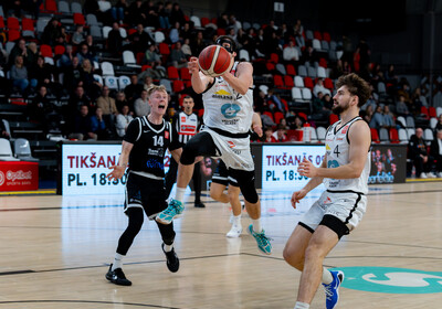 LAT-EST: VALMIERA GLASS VIA : Transcom Parnu