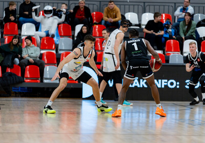 LAT-EST: VALMIERA GLASS VIA : Transcom Parnu