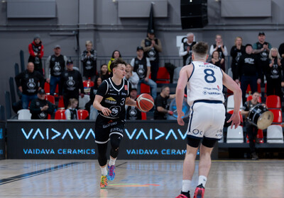 LAT-EST: VALMIERA GLASS VIA : BK Liepāja