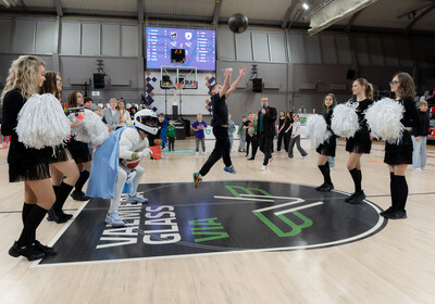 LAT-EST: VALMIERA GLASS VIA : BK Liepāja