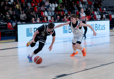 LAT-EST: VALMIERA GLASS VIA : BK Liepāja