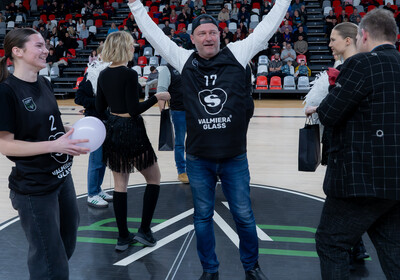 LAT-EST: VALMIERA GLASS VIA : BK Liepāja