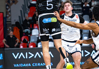 LAT-EST: VALMIERA GLASS VIA : BK Liepāja