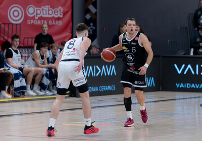 LAT-EST: VALMIERA GLASS VIA : BK Liepāja