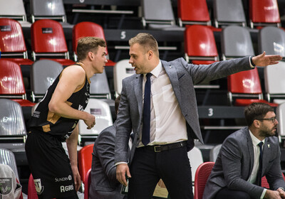 LAT-EST: VALMIERA GLASS VIA - VENTSPILS