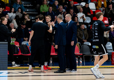 LAT-EST: VALMIERA GLASS VIA : VEF Rīga