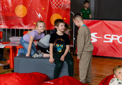 LAT-EST: VALMIERA GLASS VIA : VEF Rīga