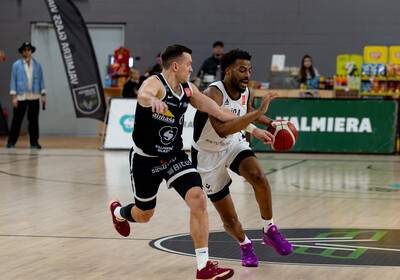 LAT-EST: VALMIERA GLASS VIA : VEF Rīga