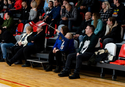 LAT-EST: VALMIERA GLASS VIA : VEF Rīga