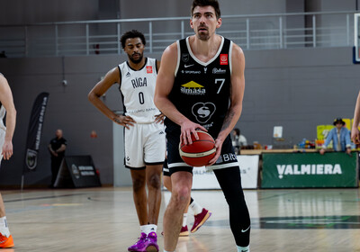 LAT-EST: VALMIERA GLASS VIA : VEF Rīga