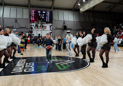 LAT-EST: VALMIERA GLASS VIA : VEF Rīga