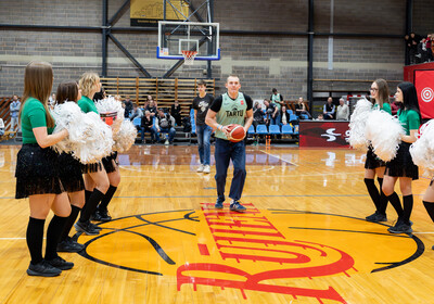 LAT-EST: VALMIERA GLASS VIA : Tartu Ülikool Maks & Moorits