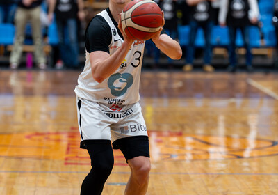 LAT-EST: VALMIERA GLASS VIA : Tartu Ülikool Maks & Moorits