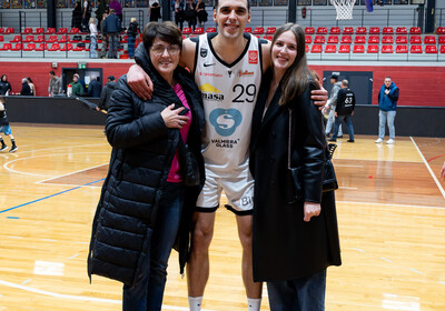 LAT-EST: VALMIERA GLASS VIA : Tartu Ülikool Maks & Moorits