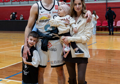 LAT-EST: VALMIERA GLASS VIA : Tartu Ülikool Maks & Moorits