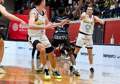 LAT-EST: VALMIERA GLASS VIA : Tartu Ülikool Maks & Moorits