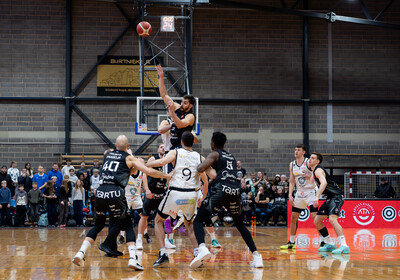 LAT-EST: VALMIERA GLASS VIA : Tartu Ülikool Maks & Moorits