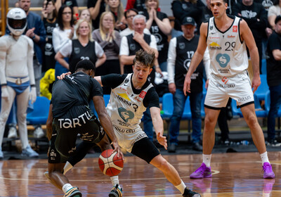 LAT-EST: VALMIERA GLASS VIA : Tartu Ülikool Maks & Moorits