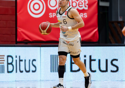 LAT-EST: VALMIERA GLASS VIA : Tartu Ülikool Maks & Moorits