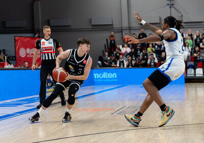 LAT-EST: VALMIERA GLASS VIA : Latvijas Universitāte