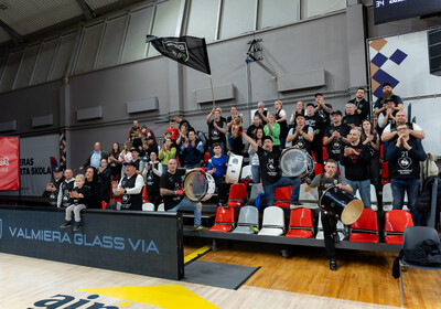 LAT-EST: VALMIERA GLASS VIA : Latvijas Universitāte