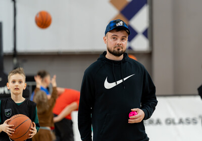 LAT-EST: VALMIERA GLASS VIA : Latvijas Universitāte