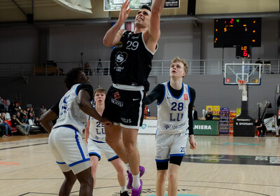 LAT-EST: VALMIERA GLASS VIA : Latvijas Universitāte