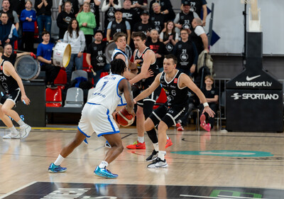 LAT-EST: VALMIERA GLASS VIA : Latvijas Universitāte