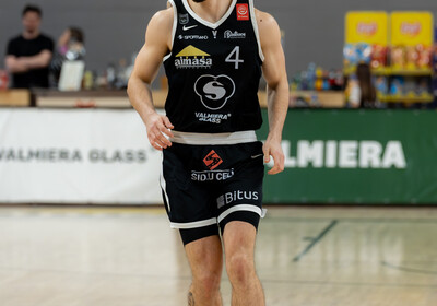 LAT-EST: VALMIERA GLASS VIA : Latvijas Universitāte